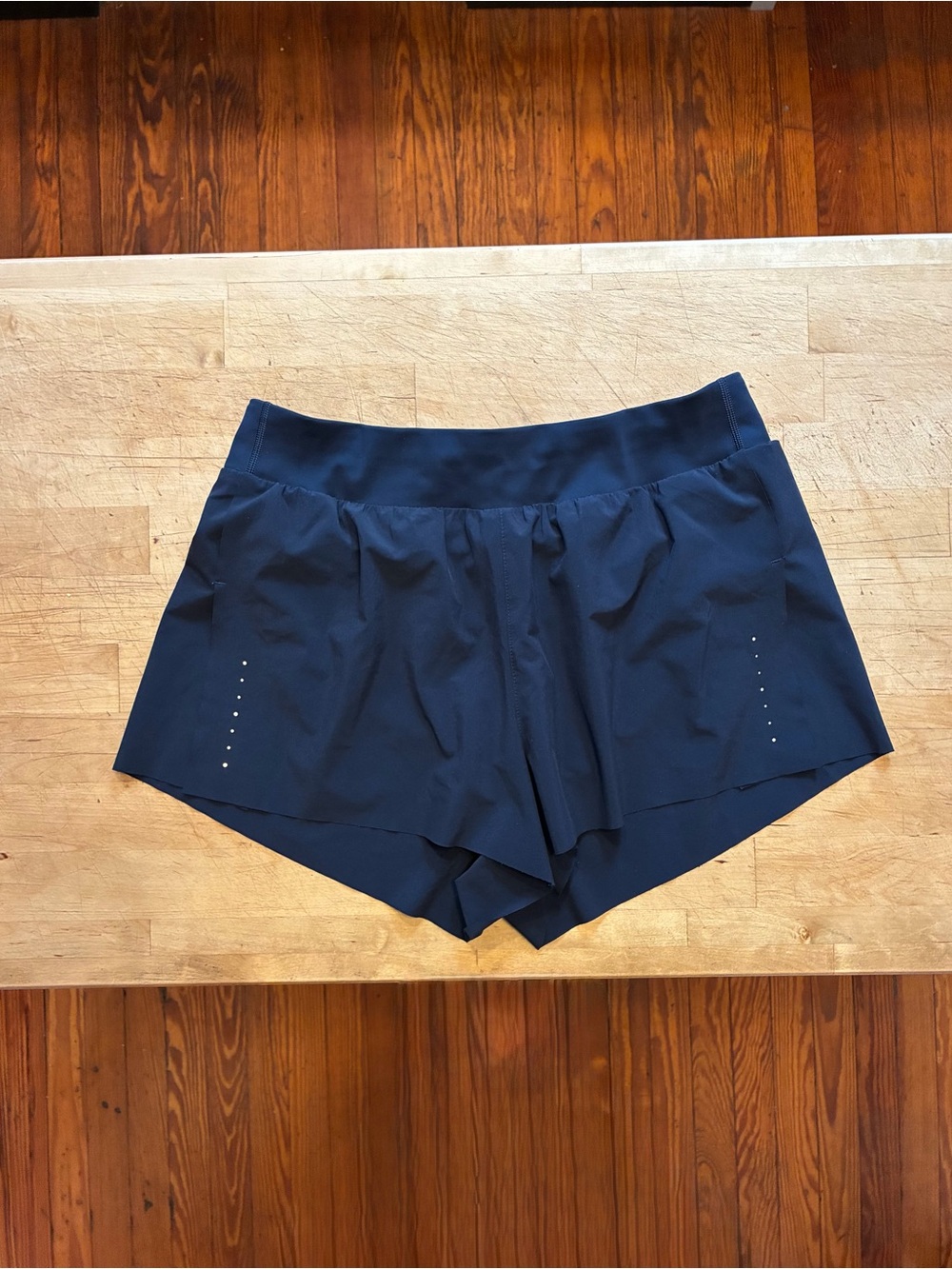 Athleta Fast Route Mid Rise 2" Run Short - Navy